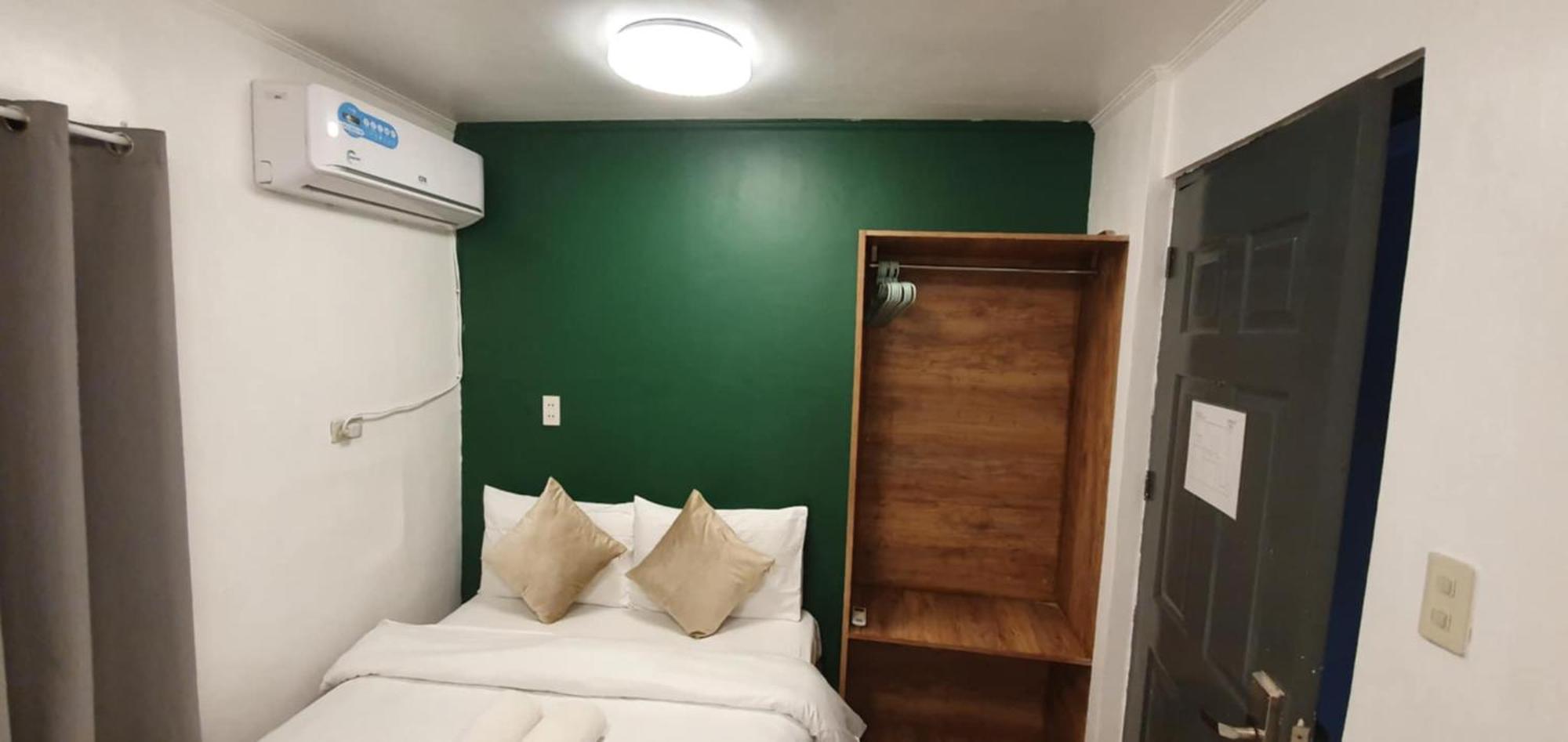 Aj Tourist Inn Coron Extérieur photo